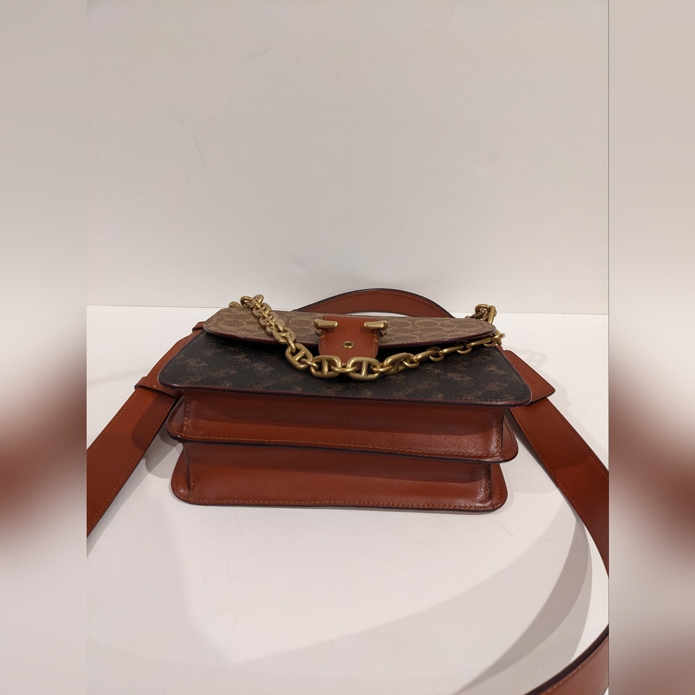 Coach Beat Shoulder Bag - Picture 8 of 9